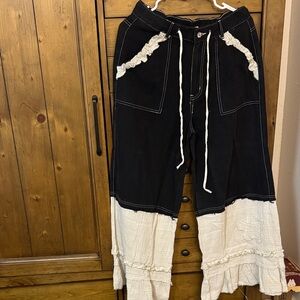 POL Black and Cream Two-Tone Wide Leg Pants with Ruffle Hem